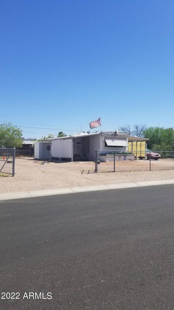 Apache Junction, AZ 85120,2620 W CODY Street