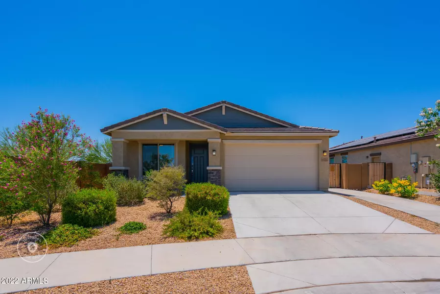 17135 W LINCOLN Street, Goodyear, AZ 85338