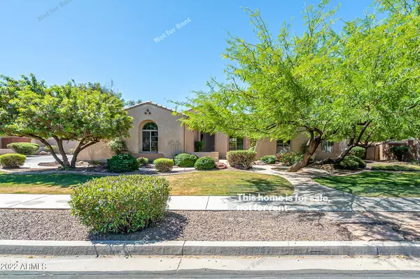 8011 W LUKE Avenue, Glendale, AZ 85303