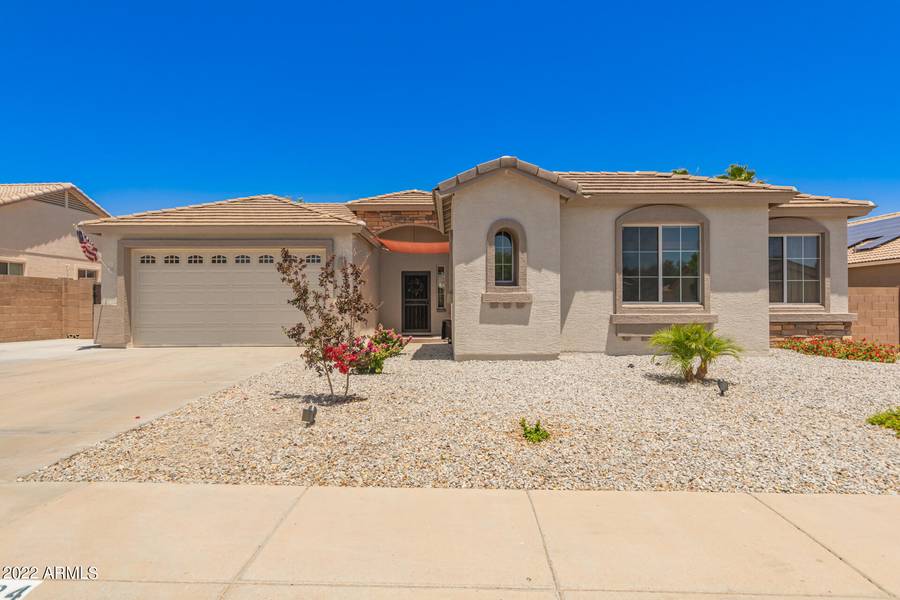 18234 W PORT ROYALE Lane, Surprise, AZ 85388