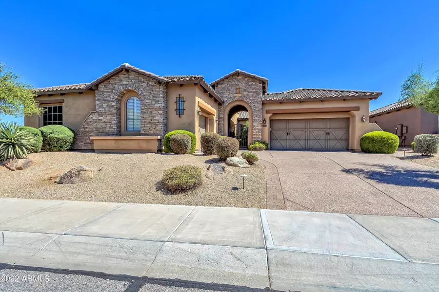 3956 E NOCONA Lane, Phoenix, AZ 85050