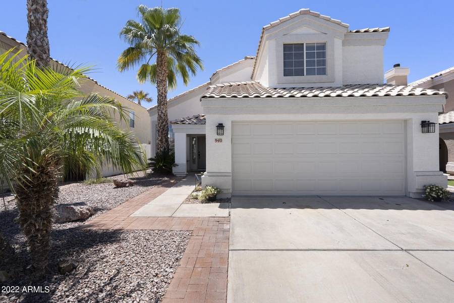 940 S ABALONE Drive, Gilbert, AZ 85233