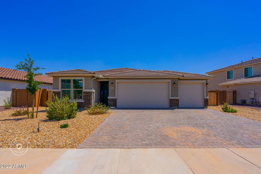 13351 W BRILES Road, Peoria, AZ 85383