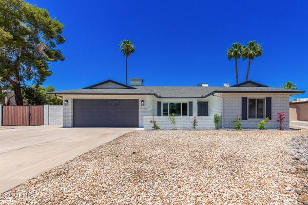 4942 E WETHERSFIELD Road, Scottsdale, AZ 85254