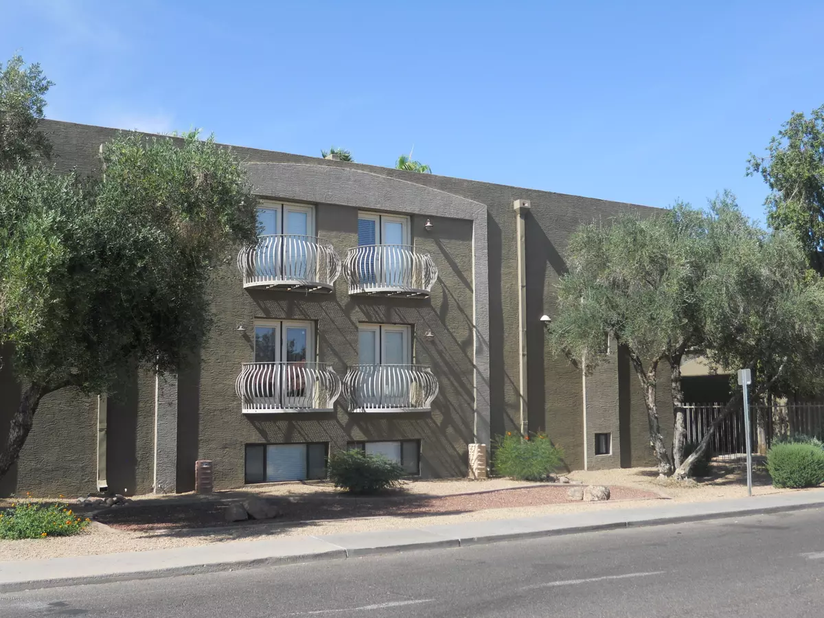 Phoenix, AZ 85014,724 E DEVONSHIRE Avenue #310