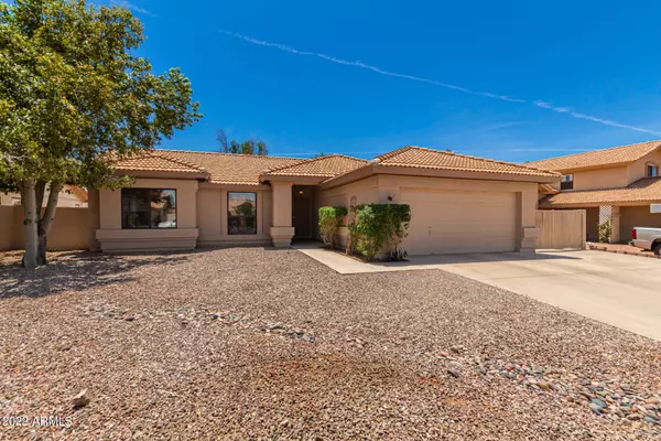 5527 E EMERALD Avenue, Mesa, AZ 85206