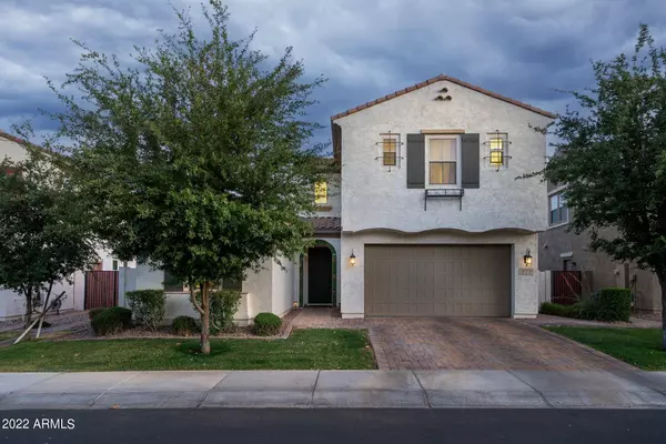 Chandler, AZ 85248,923 W YELLOWSTONE Way