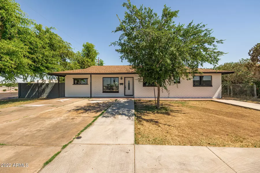 5048 W MARYLAND Avenue, Glendale, AZ 85301