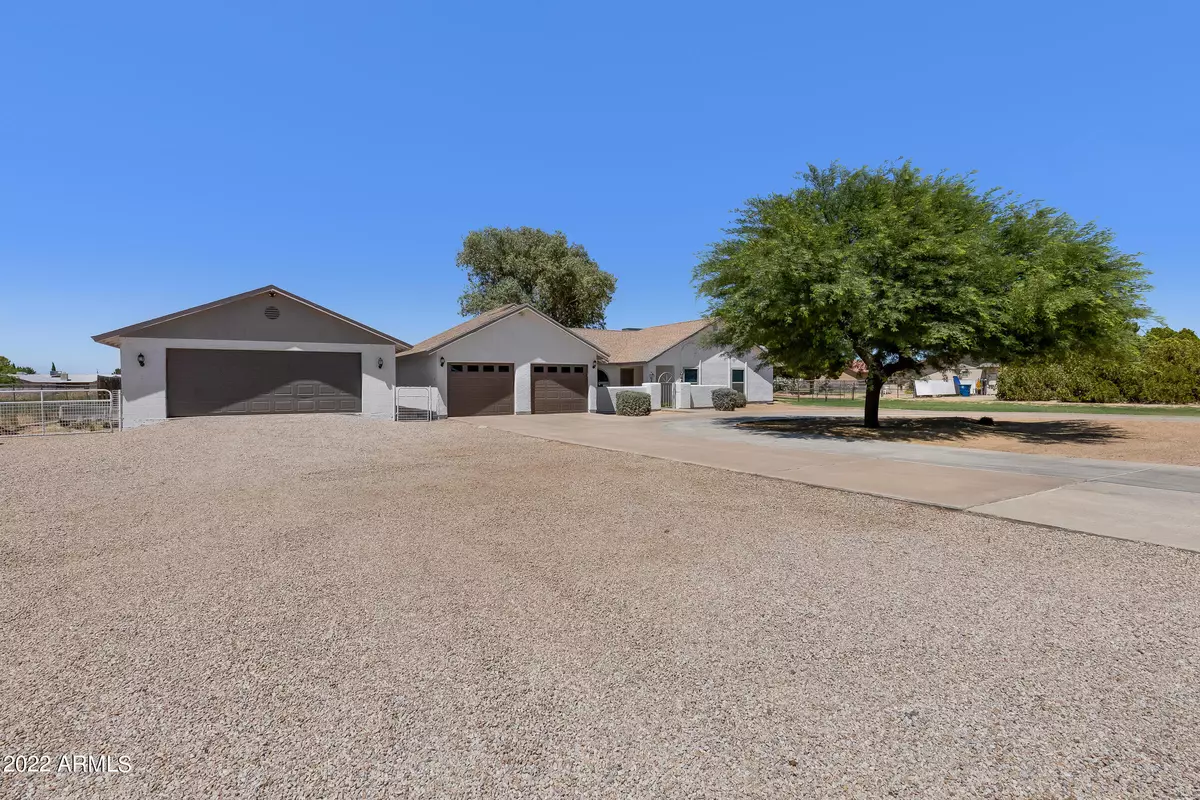 Queen Creek, AZ 85142,19402 E VIA DE ARBOLES --