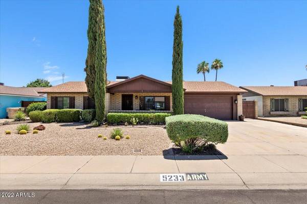 Glendale, AZ 85304,5233 W WINDROSE Drive