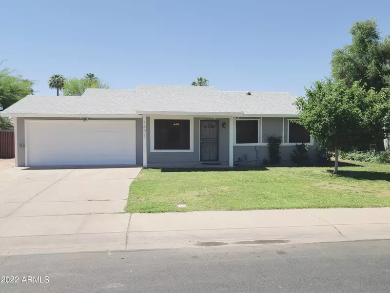 1601 W BROOKS Street, Chandler, AZ 85224