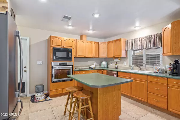 Mesa, AZ 85204,836 S BRIAR --