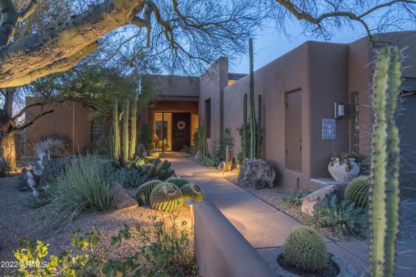 Carefree, AZ 85377,8502 E Cave Creek Road #48