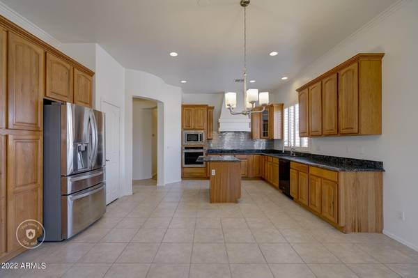 14376 W DESERT HILLS Drive, Surprise, AZ 85379