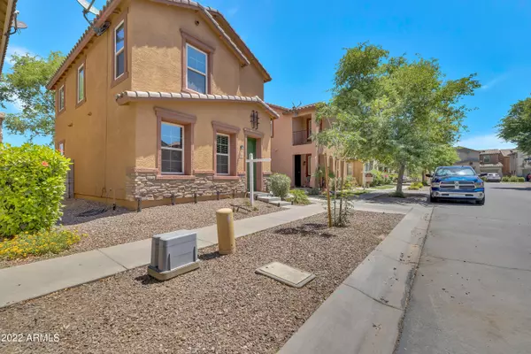 Phoenix, AZ 85035,7832 W PIPESTONE Place
