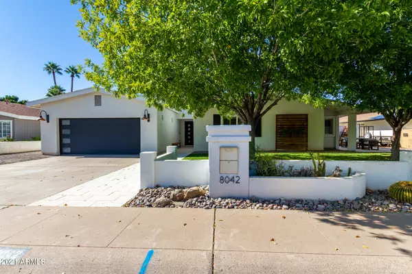 8042 N 6th Street, Phoenix, AZ 85020