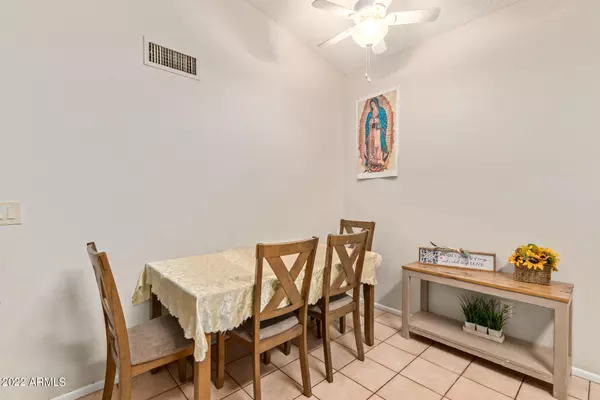 Chandler, AZ 85225,727 S HARTFORD Street #220