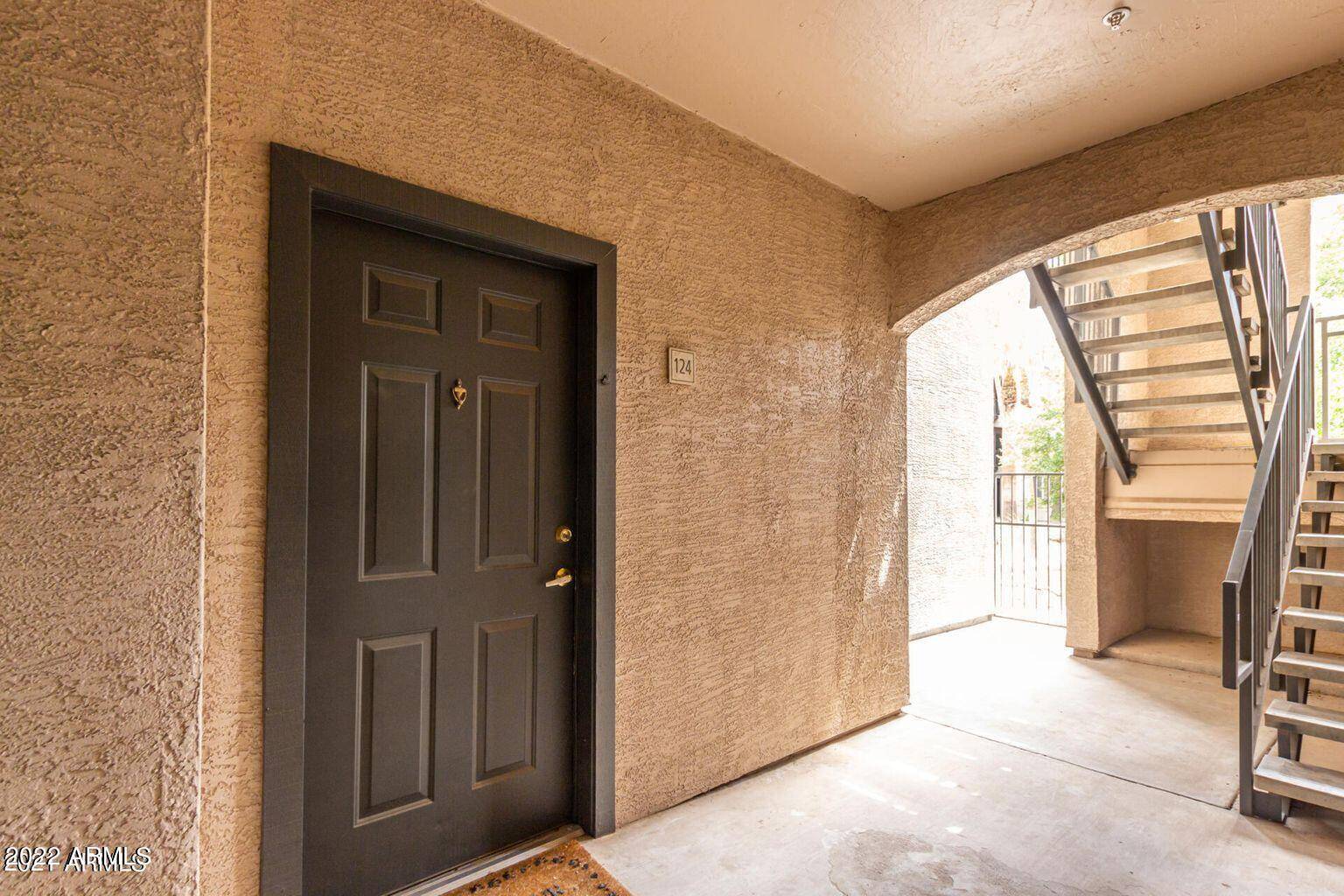 Phoenix, AZ 85008,5345 E VAN BUREN Street #124