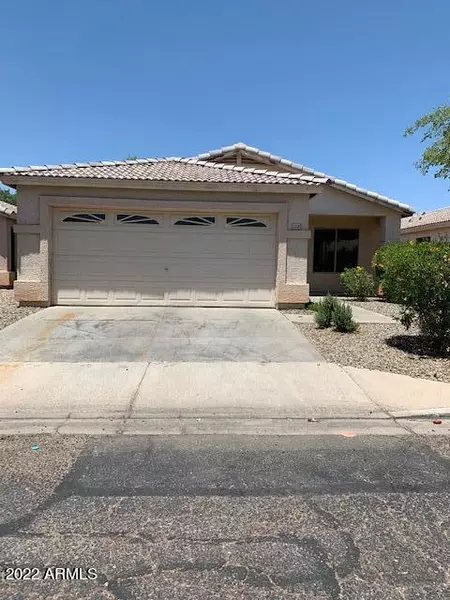 128 W INGRAM Street, Mesa, AZ 85201