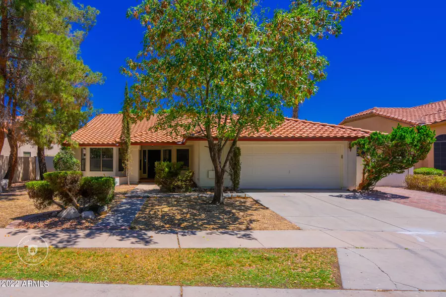 6943 W UTOPIA Road, Glendale, AZ 85308