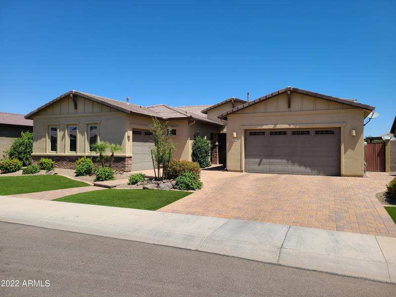 1130 E RELIANT Street, Gilbert, AZ 85298