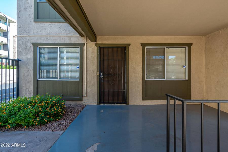 2228 E CAMPBELL Avenue #127, Phoenix, AZ 85016