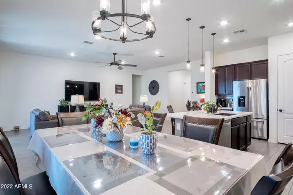 Litchfield Park, AZ 85340,19736 W GLENROSA Avenue