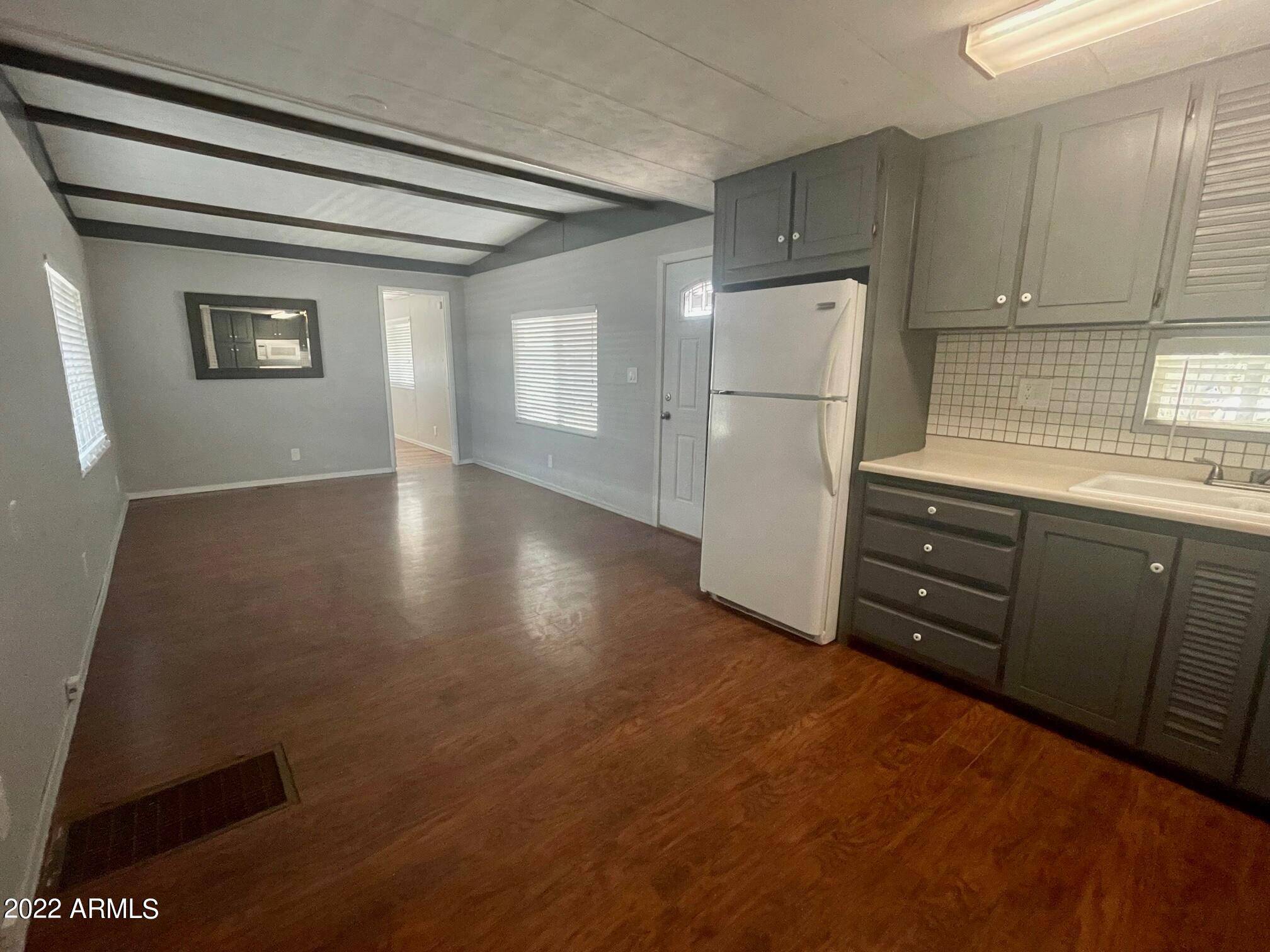 Mesa, AZ 85208,933 S 95TH Way