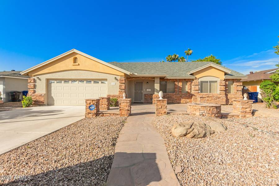 7002 E EXMOOR Drive, Mesa, AZ 85208