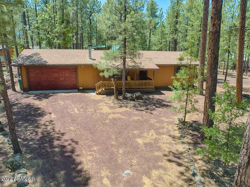 2866 BLUE LAKE Circle, Pinetop, AZ 85935