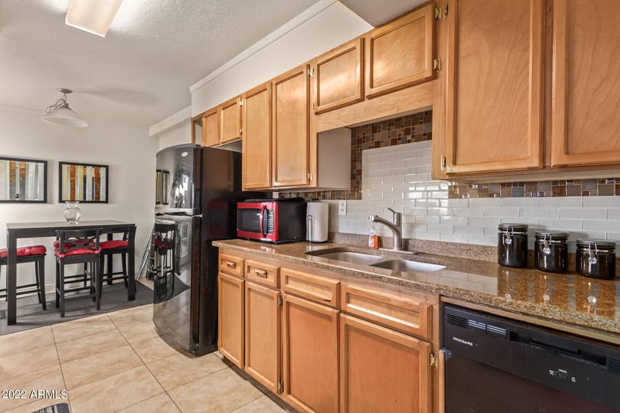 1500 W RIO SALADO Parkway #18, Mesa, AZ 85201