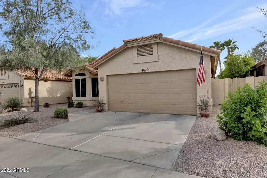 4619 E SHOMI Street, Phoenix, AZ 85044