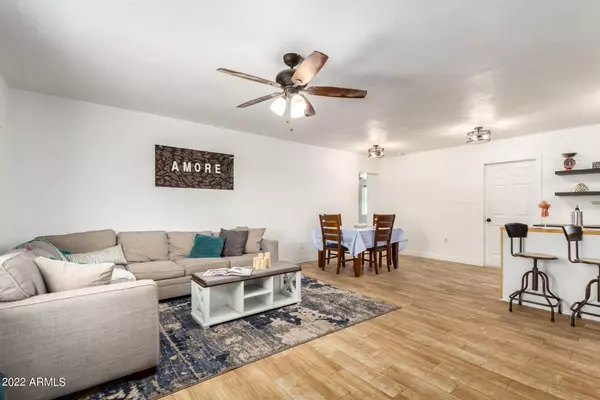 Apache Junction, AZ 85120,10313 E BILLINGS Street