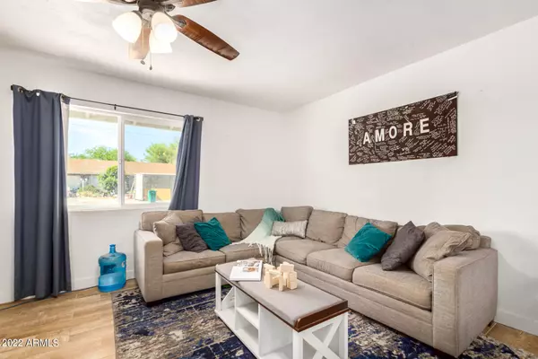 Apache Junction, AZ 85120,10313 E BILLINGS Street