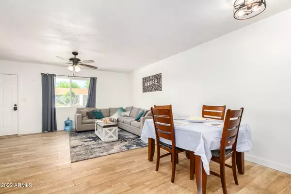 Apache Junction, AZ 85120,10313 E BILLINGS Street