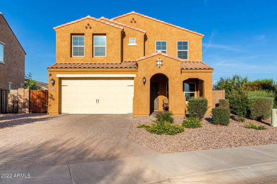 7325 S ROANOKE Street, Gilbert, AZ 85298