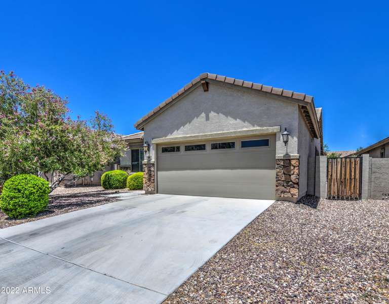 840 E GOLD DUST Way, San Tan Valley, AZ 85143