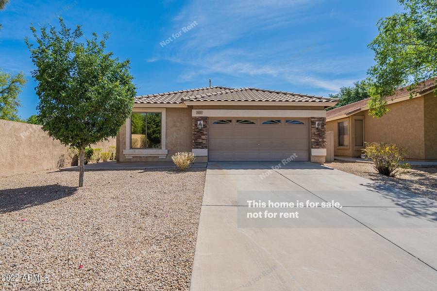 823 S ROCA Court, Gilbert, AZ 85296