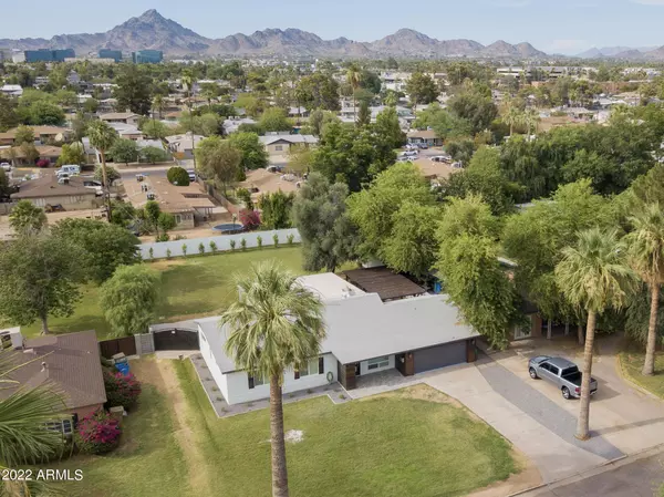 Phoenix, AZ 85016,2452 E WHITTON Avenue