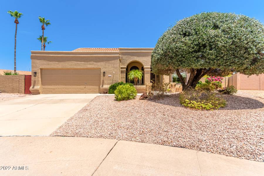 1013 N SANDAL Circle, Mesa, AZ 85205