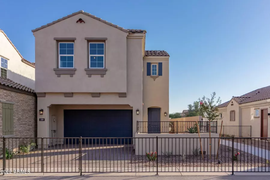 285 E MARKWOOD Drive, Chandler, AZ 85286