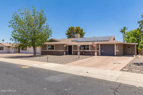 10729 W CROSBY Drive, Sun City, AZ 85351