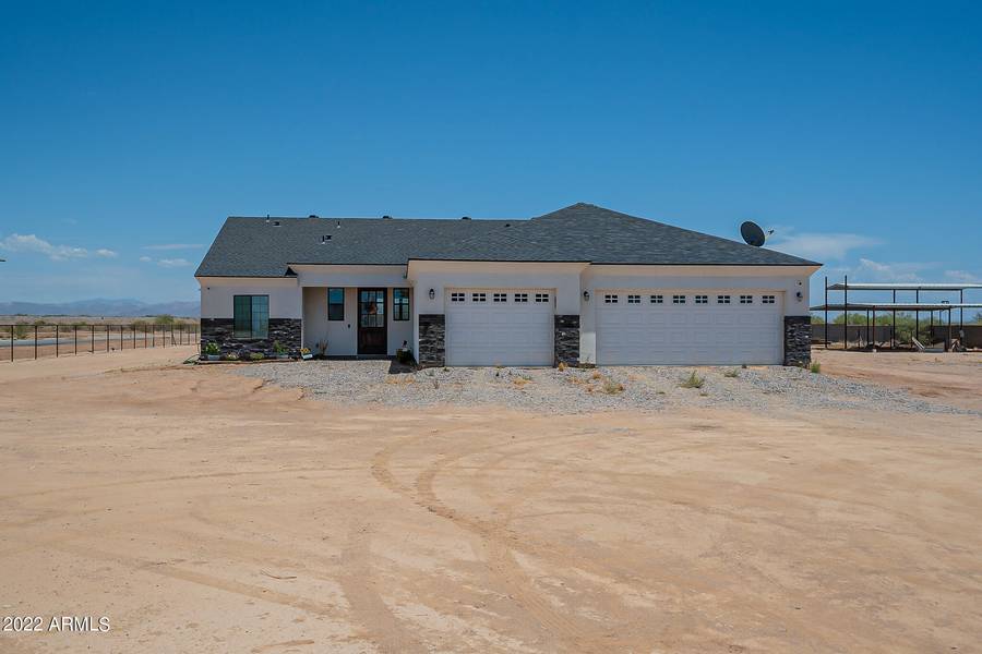 29549 N WOLFE Trail, Florence, AZ 85132