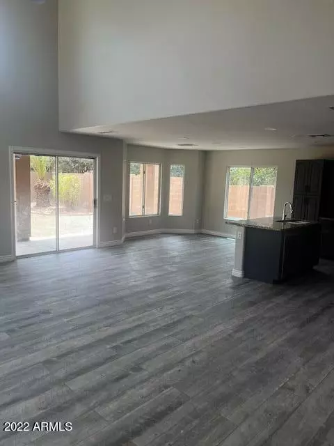 Maricopa, AZ 85138,41307 W CAHILL Drive