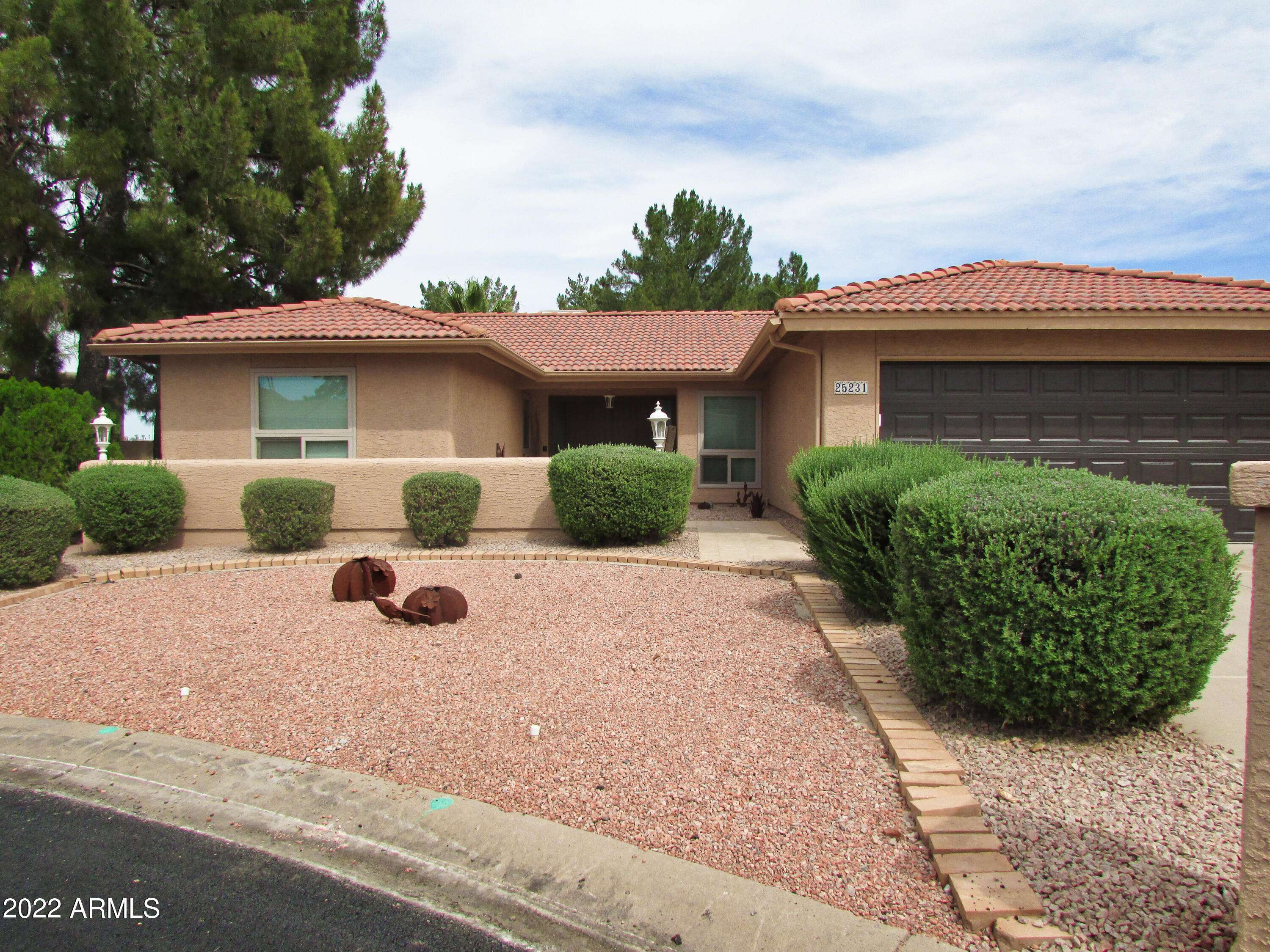 25231 S PAPAGO Place, Sun Lakes, AZ 85248