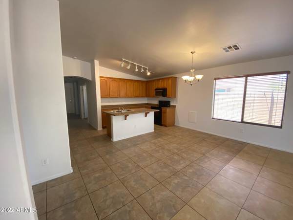 Maricopa, AZ 85139,17393 N CARMEN Avenue