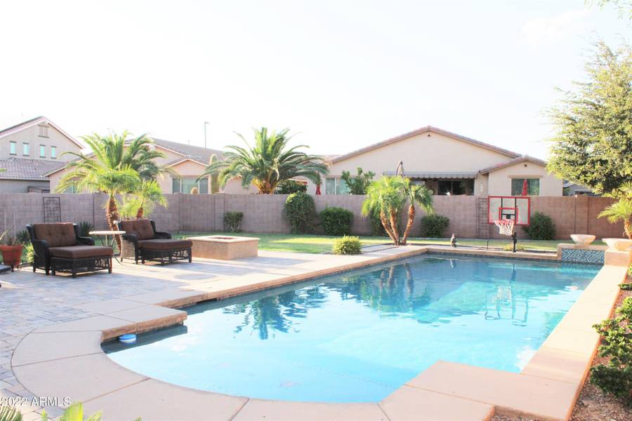 2576 E IRONSIDE Court, Gilbert, AZ 85298