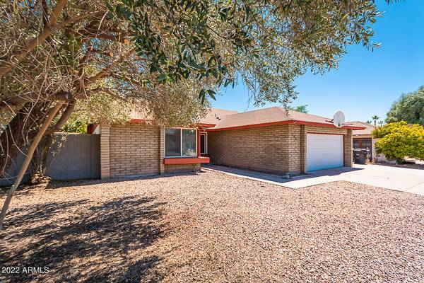 Chandler, AZ 85224,2001 W SUMMIT Place