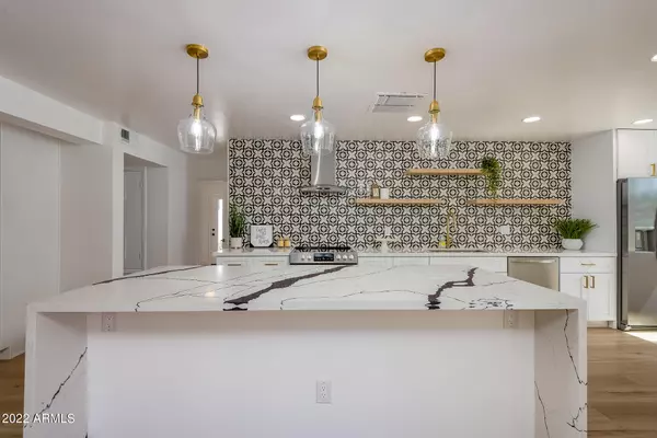 Phoenix, AZ 85020,8112 N 10TH Place