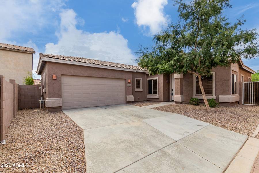 2674 E LA COSTA Drive, Chandler, AZ 85249